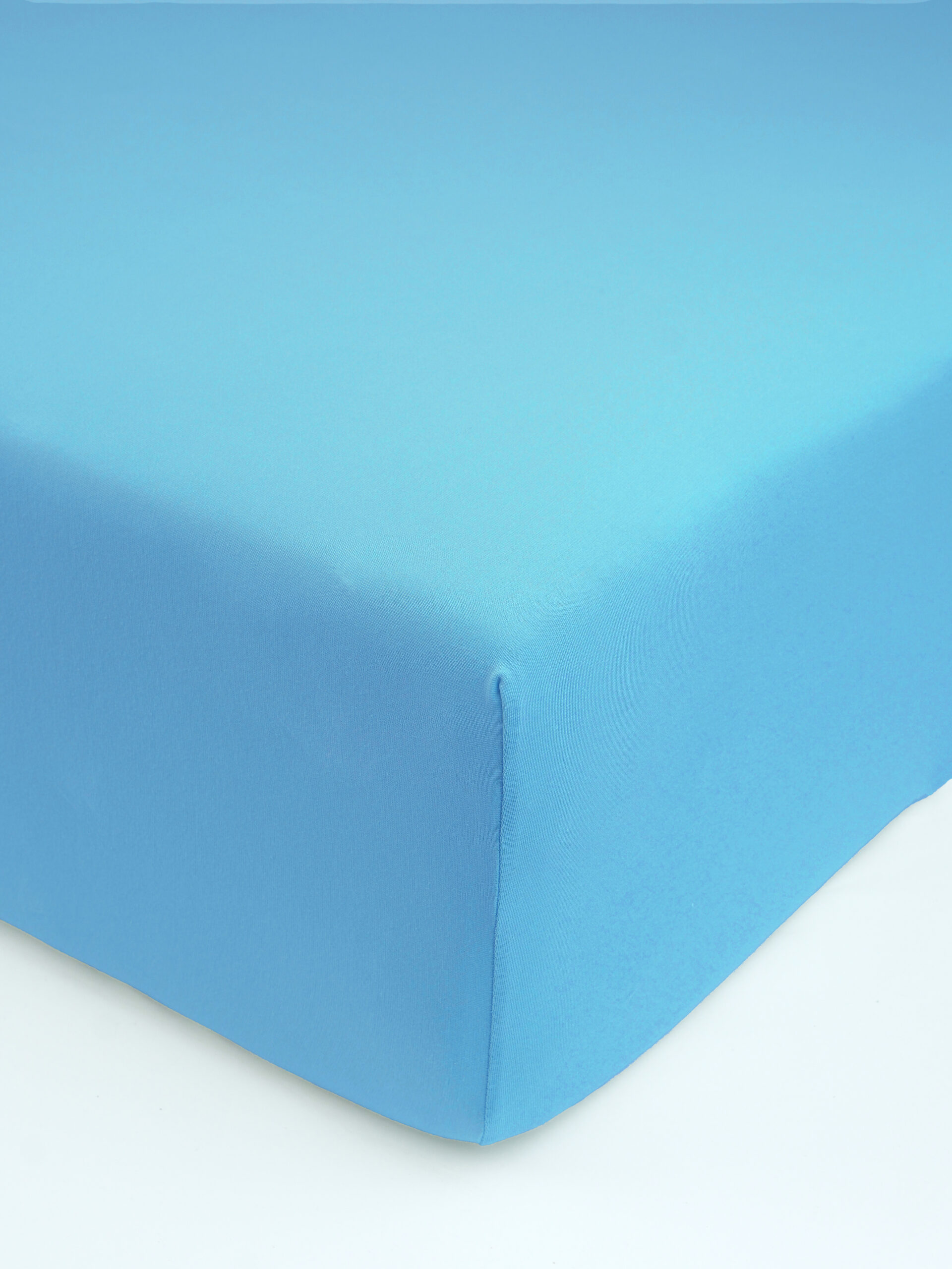 Jersey plachta do postieľky s elastanom 60 × 120 cm – světle modré